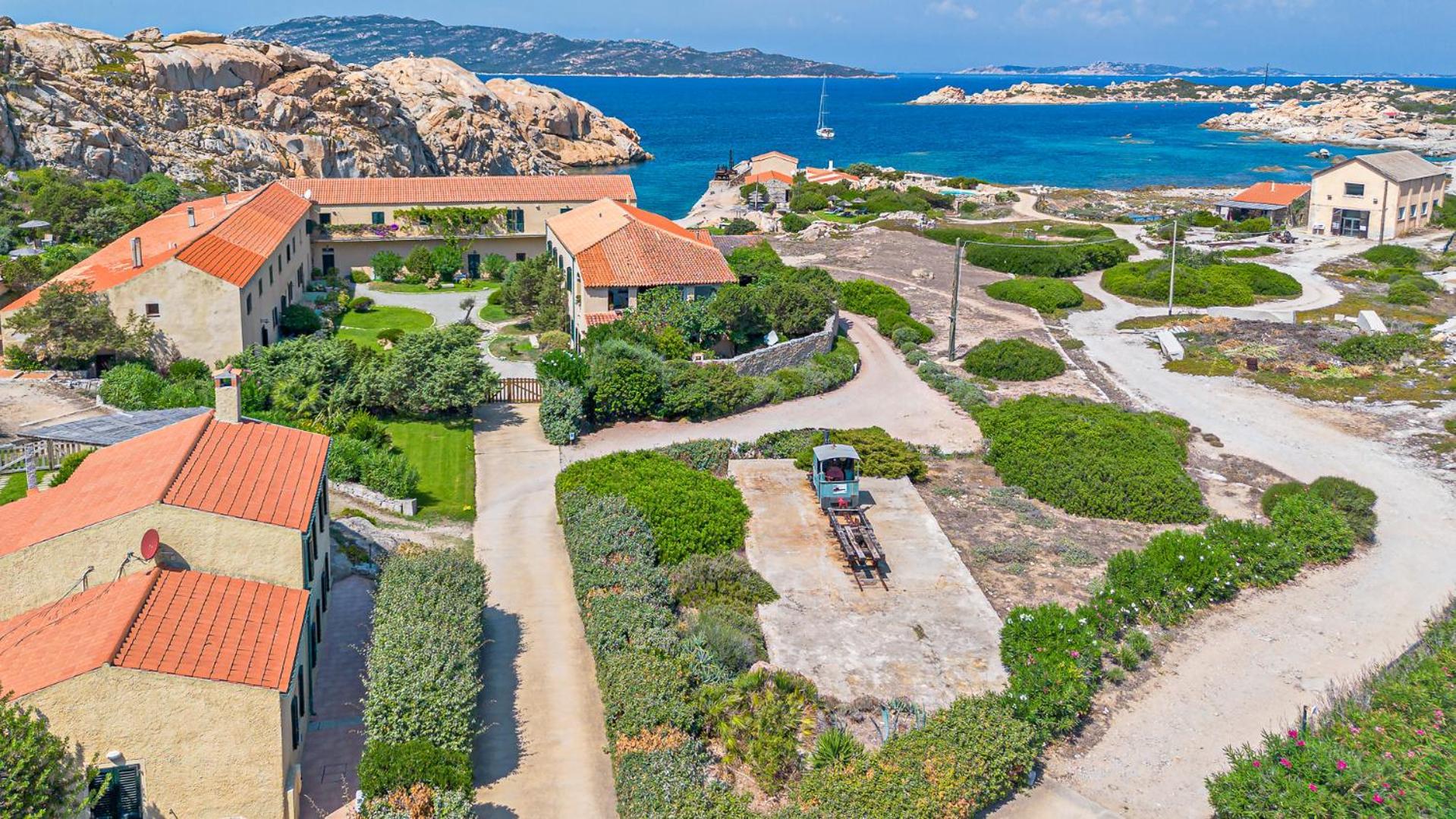 Residence Cala Francese - Case Sul Mare La Maddalena  Exteriér fotografie
